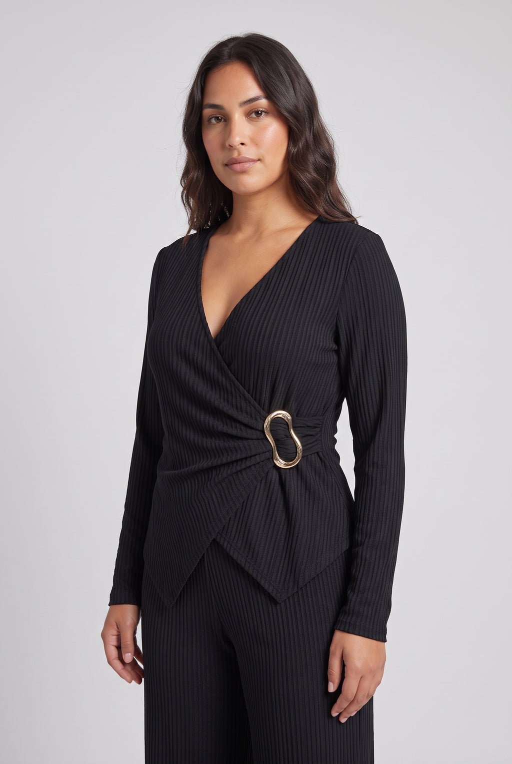 Conjunto Acanalado con Top Cruzado y Pantalón Amplio