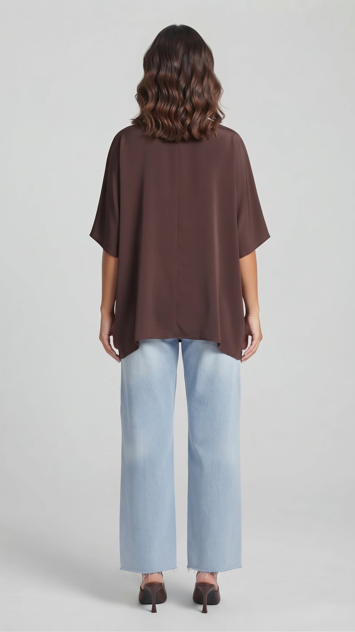 Blusa Fluida Estilo Capa