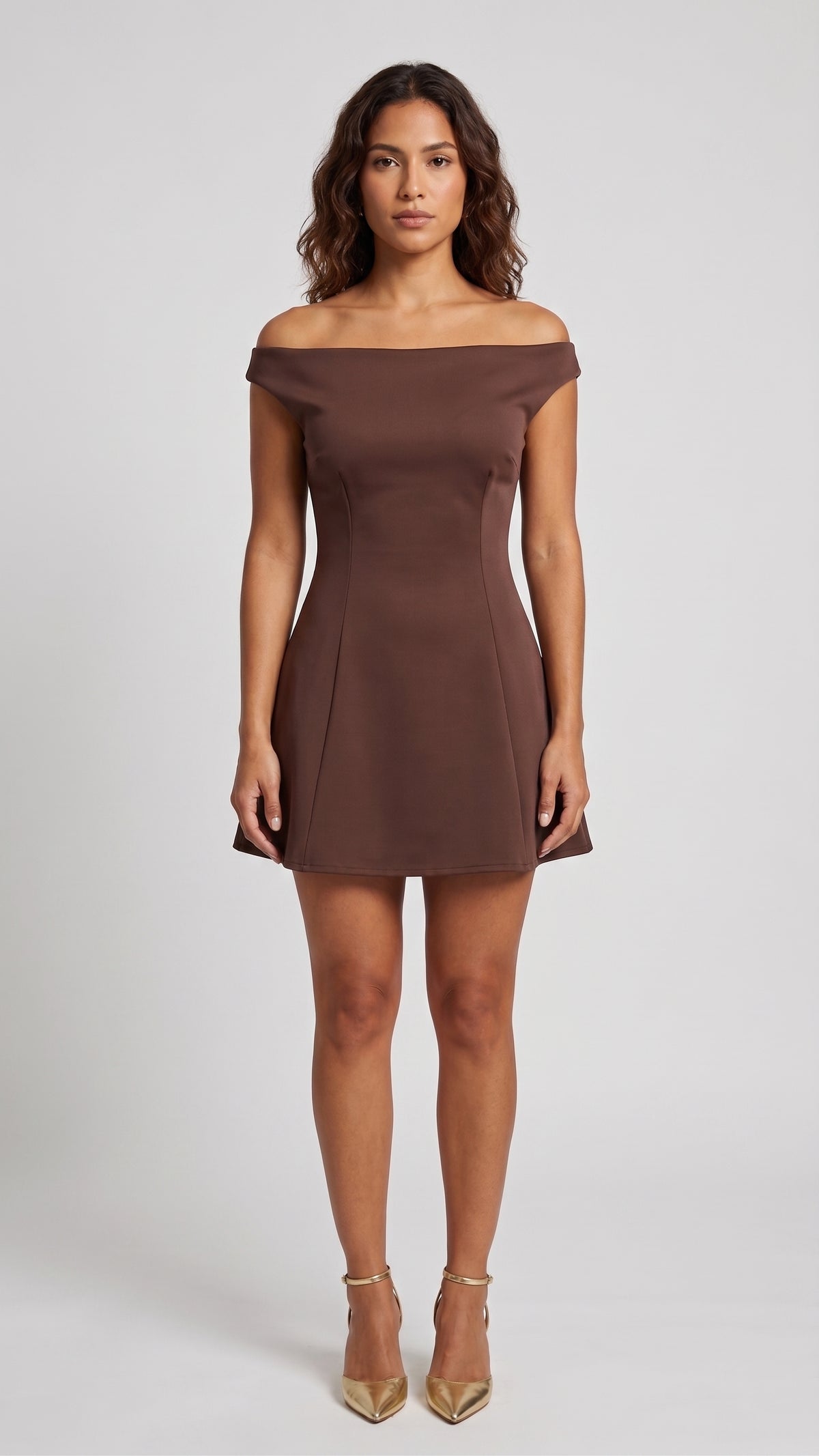 Vestido Mini con Escote Hombros Caídos