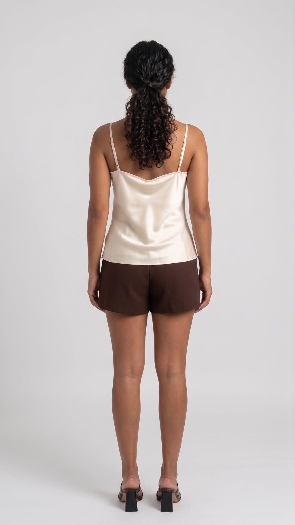 Blusa de Satin con Escote Drapeado