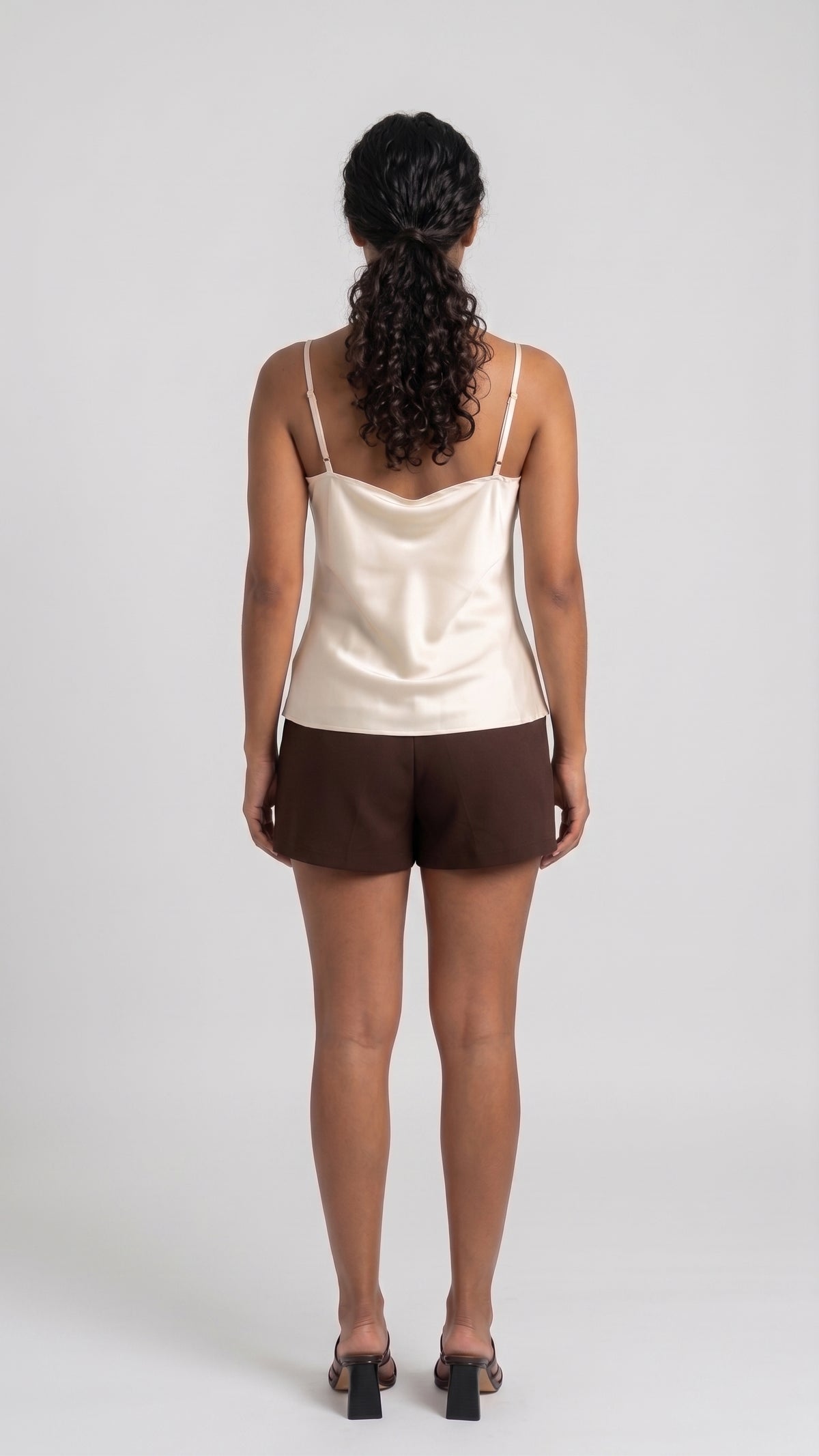 Blusa de Satin con Escote Drapeado