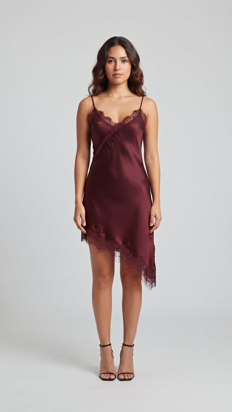 Vestido Lencero Satinado con Encaje Asimétrico