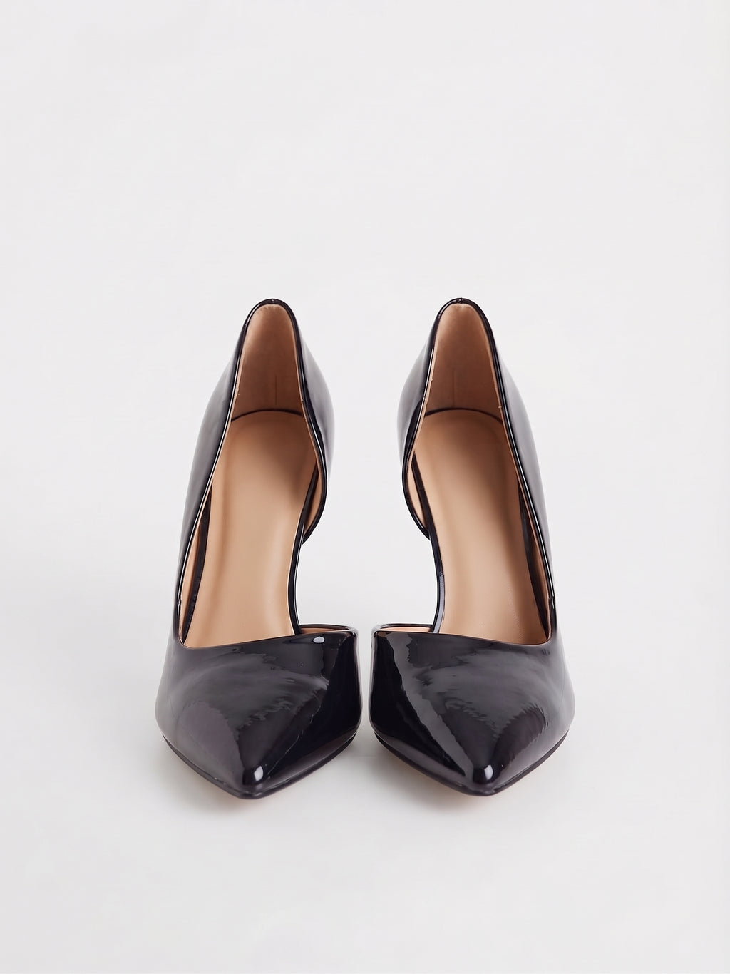 Zapatilla de Tacón Alto Negra de Charol
