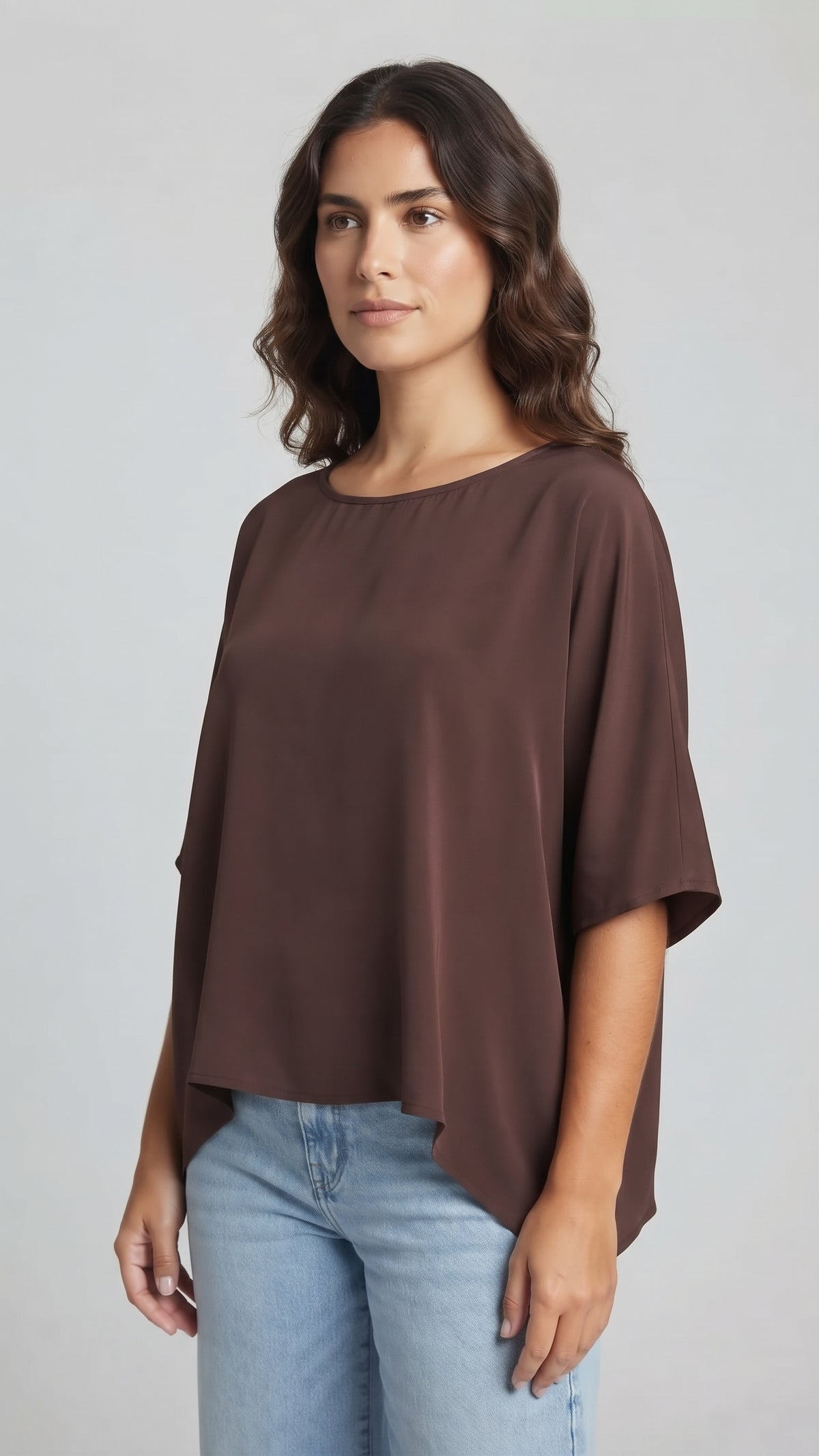 Blusa Fluida Estilo Capa