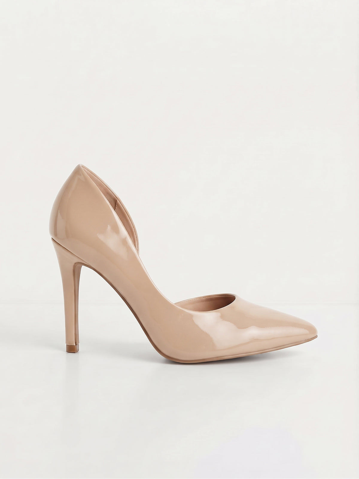 Zapatilla de Tacón Alto Nude de Charol
