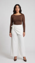 Pantalón de Pierna Ancha con Panel Cruzado Frontal