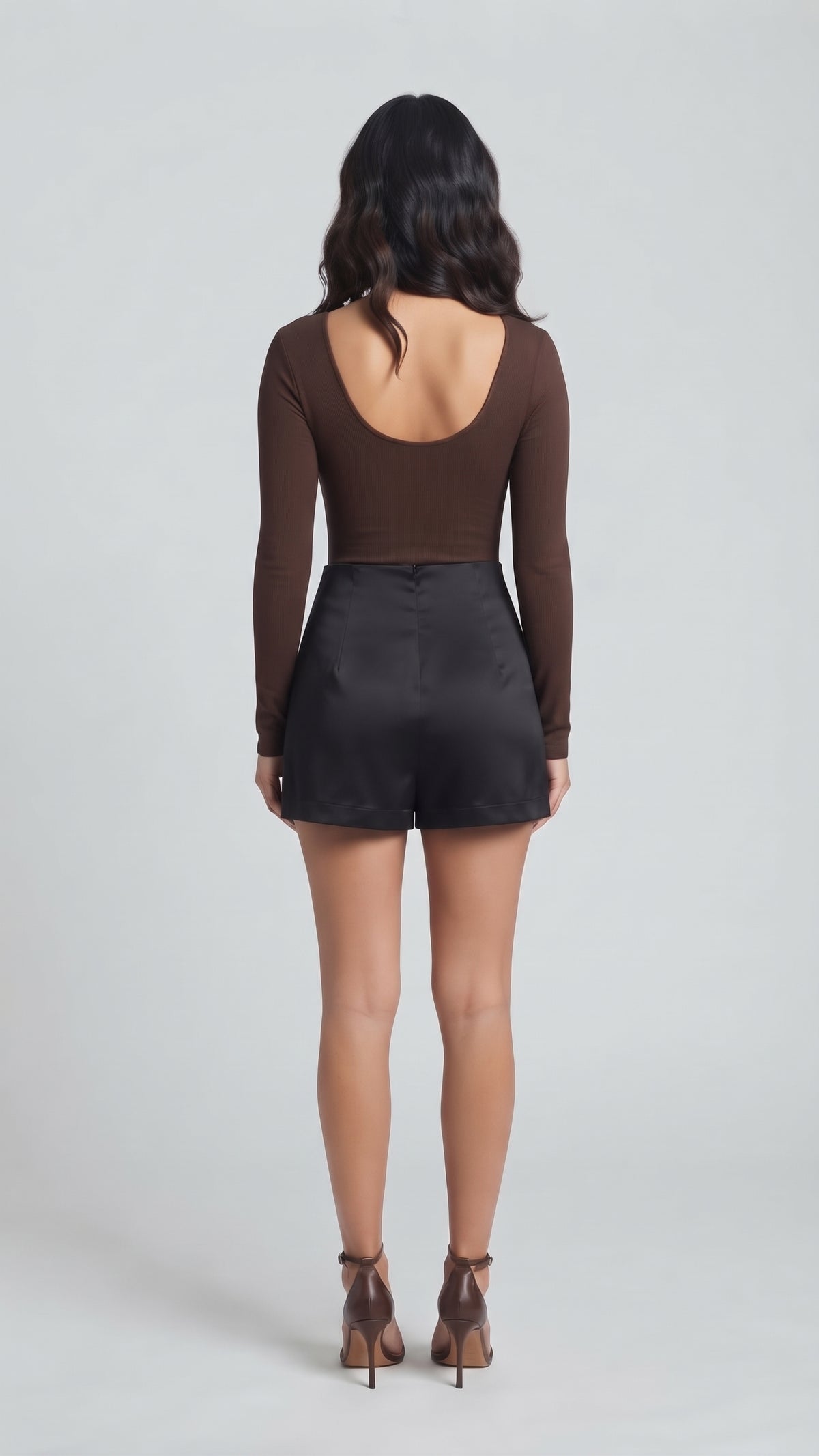 Falda Short de Satin con Ribete de Encaje