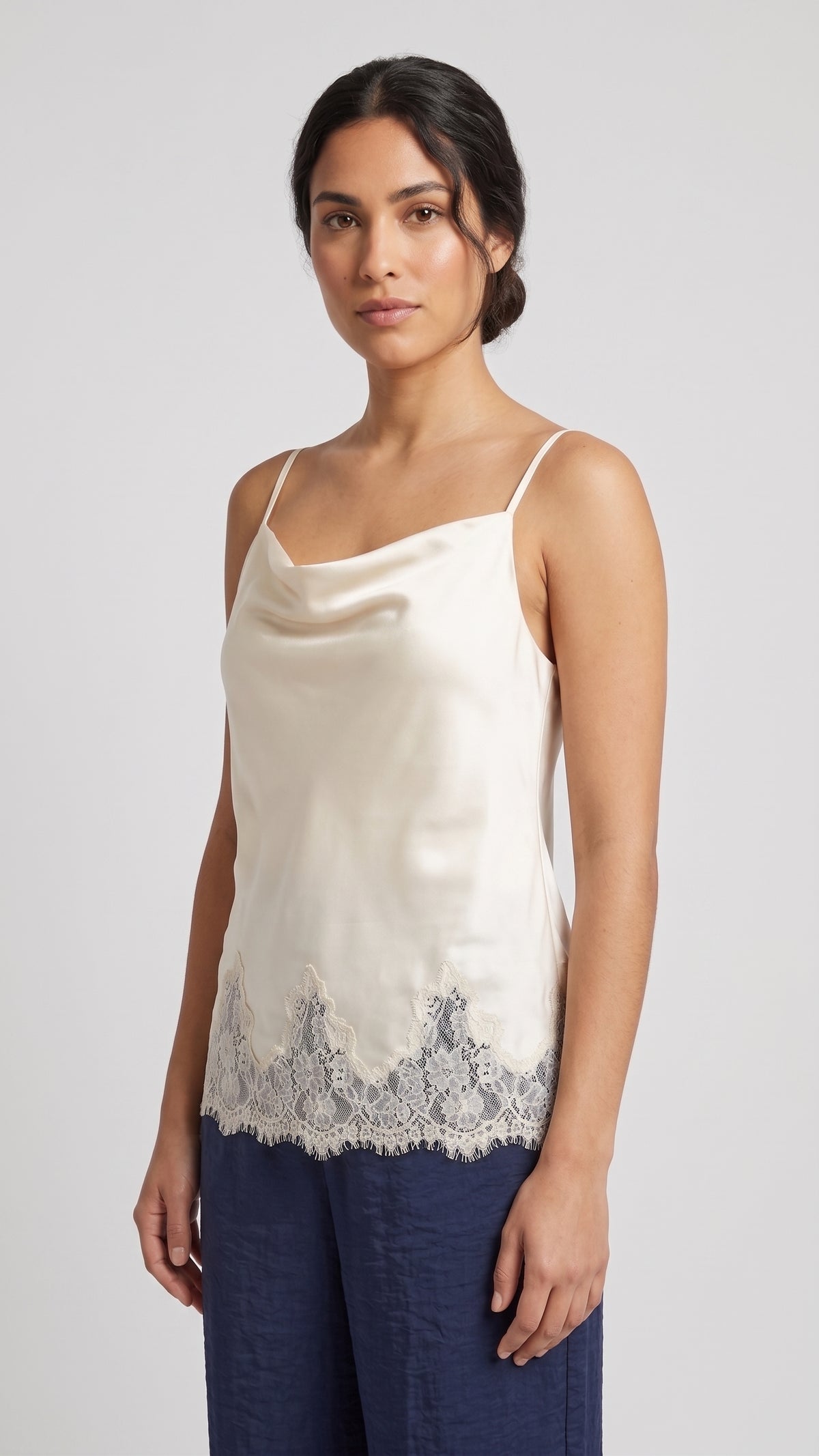 Camisola de Satin y Encaje