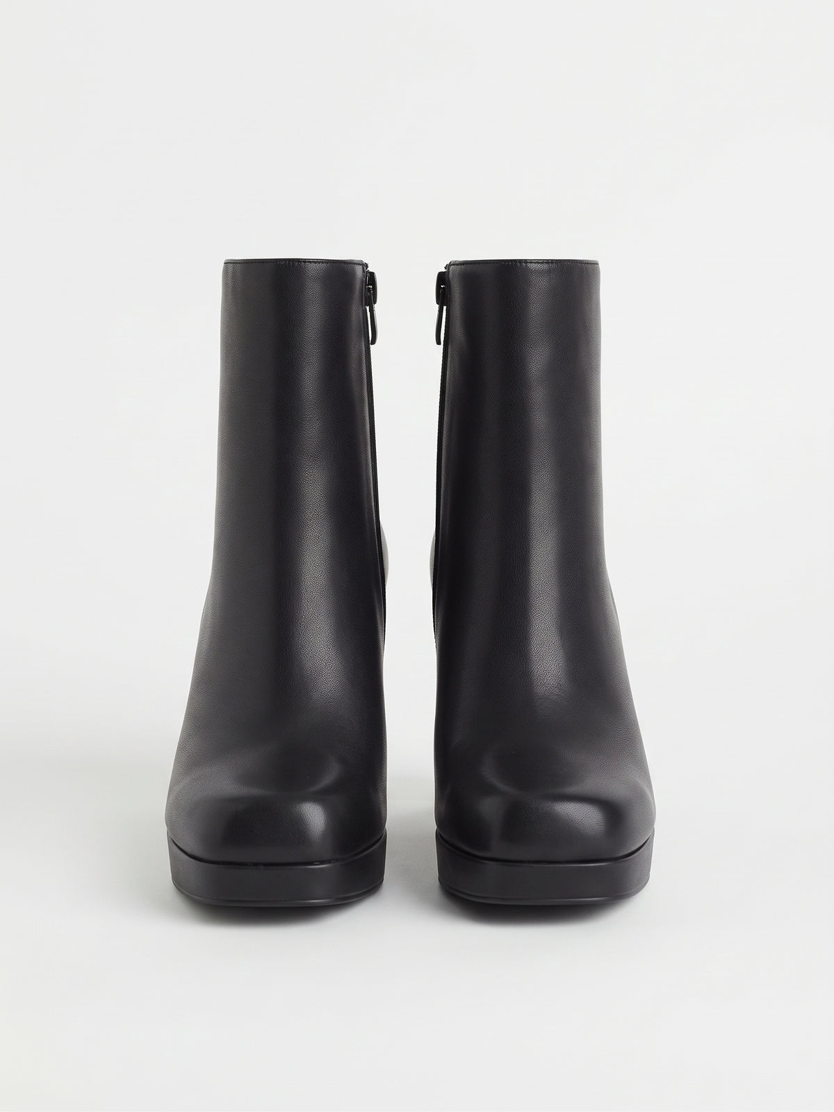 Botines Negros de Tacón Ancho con Plataforma Negro