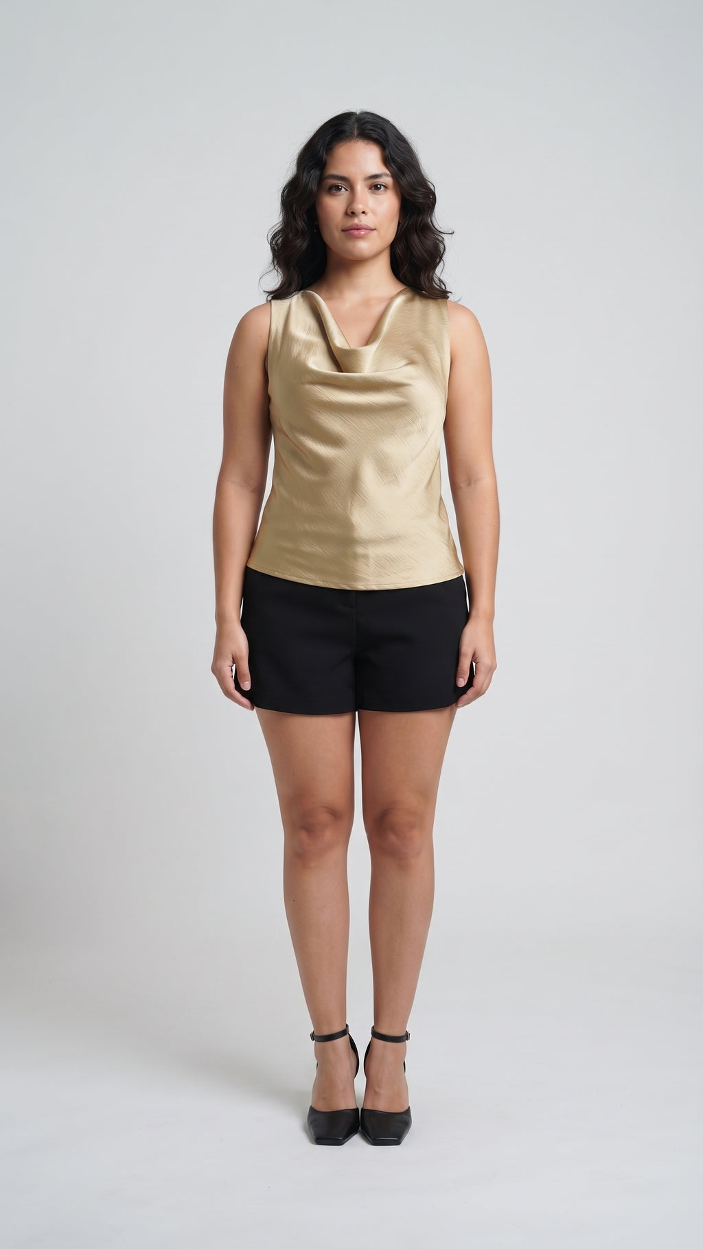 Blusa Satinada sin Mangas con Cuello Drapeado
