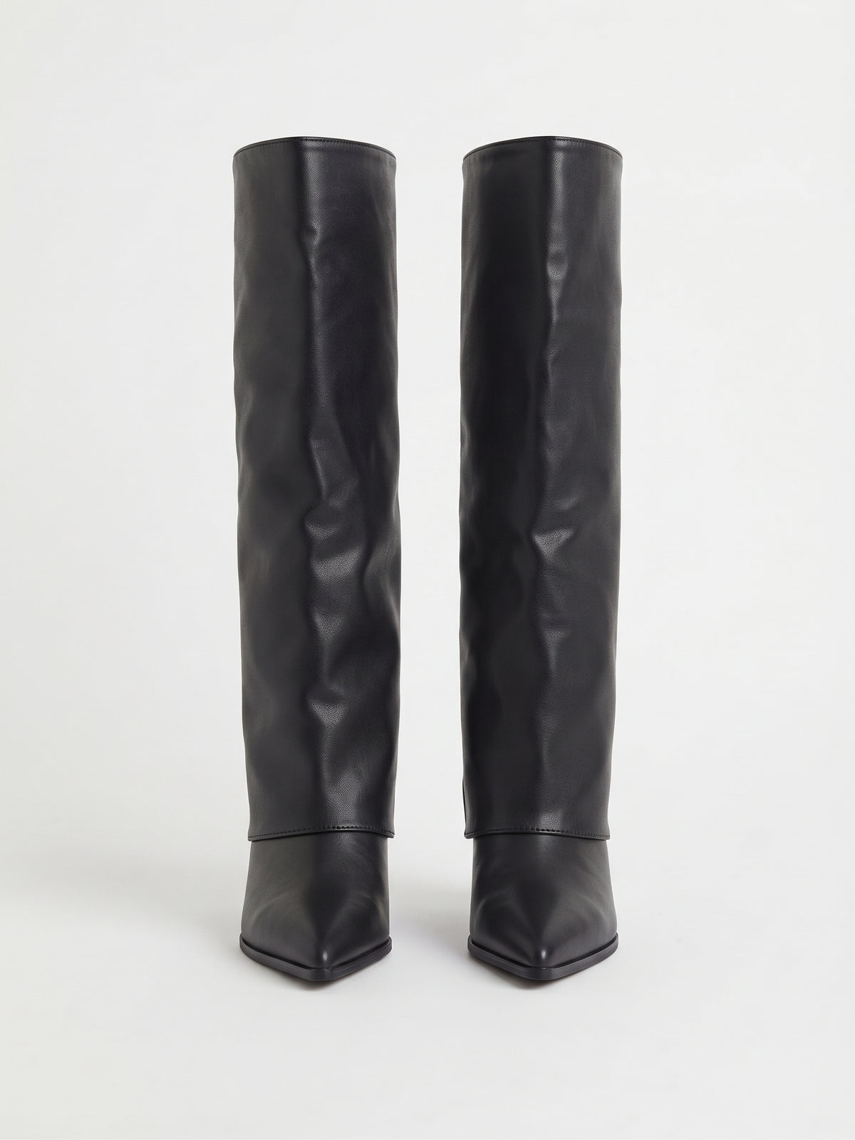 Botas Altas Slouchy de Tacón en Negro