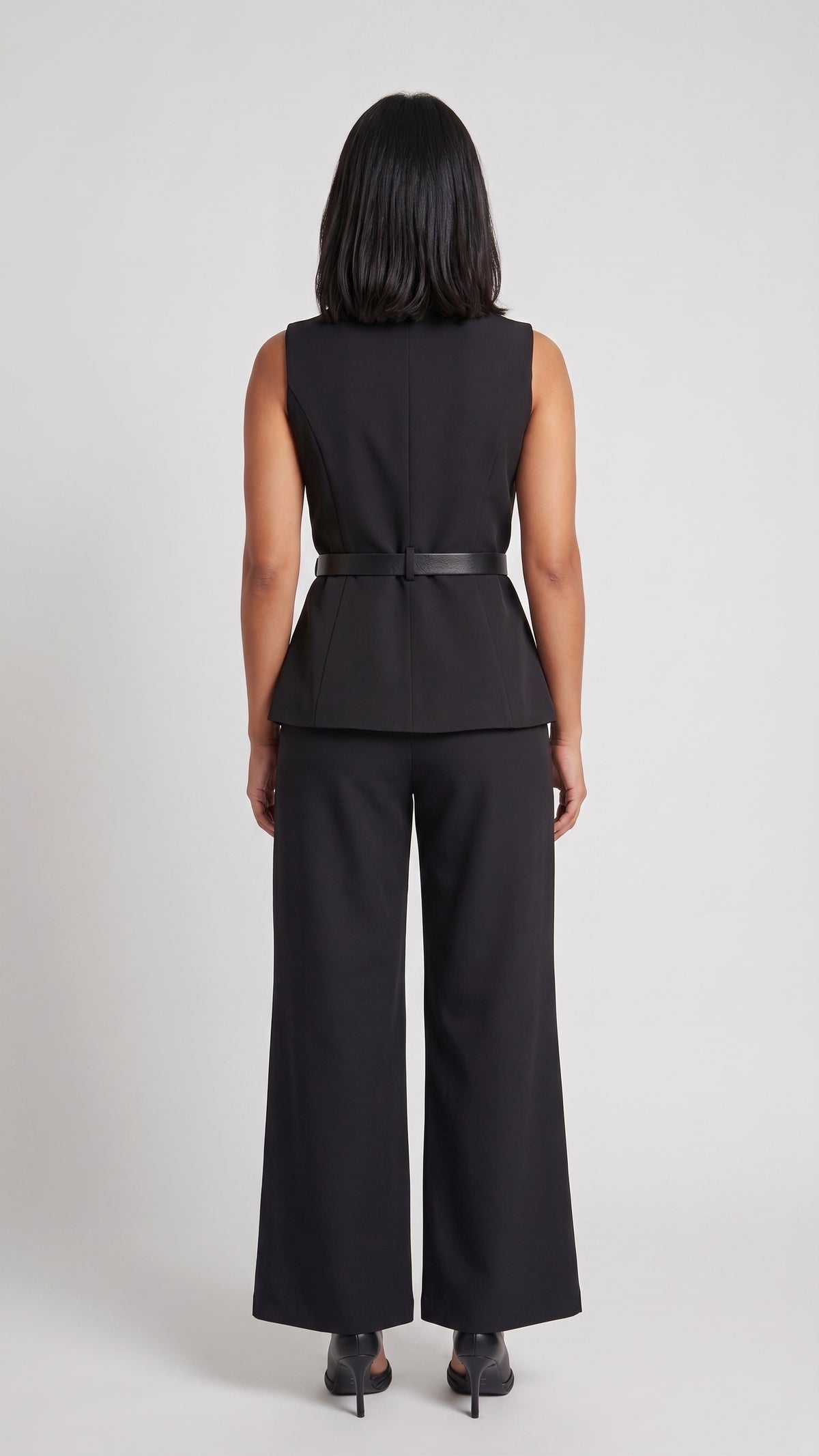 Conjunto Sastre Chaleco con Cinturón y Pantalón